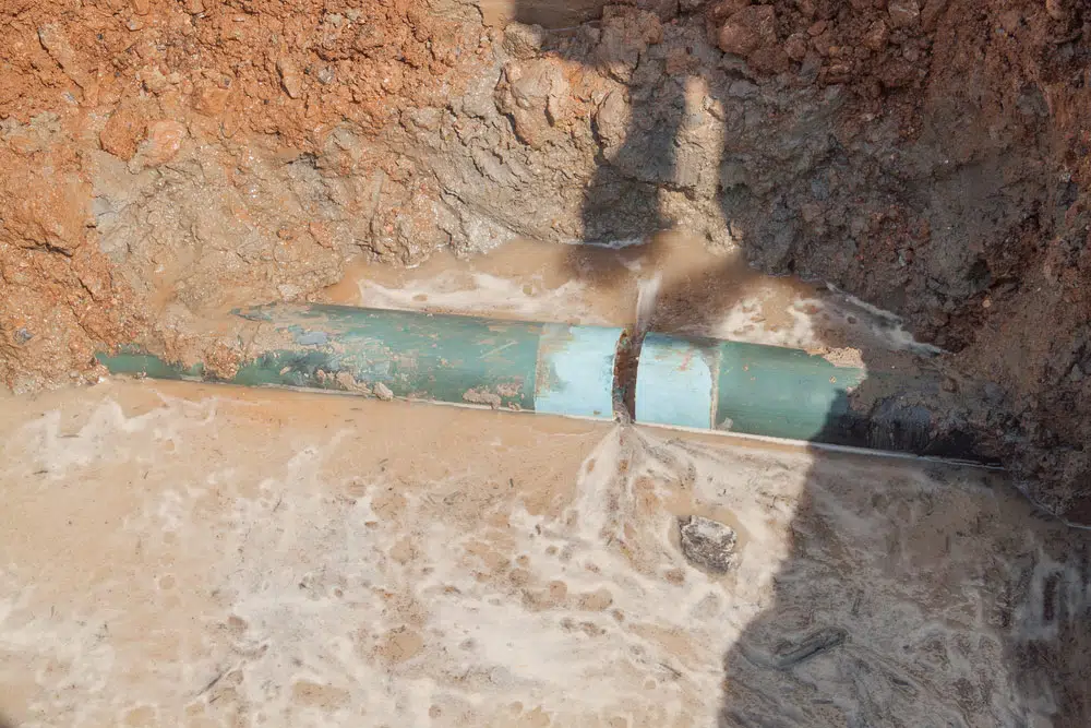 Broken Pipe and Water Flow in Hole — Leak Detection in Tweed Heads, NSW